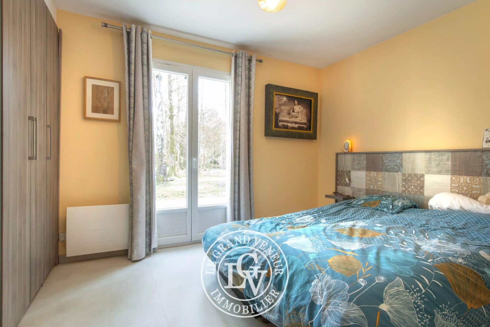 PROCHE BARBIZON – À ARBONNE LA FORÊT – MAISON FAMILIALE DE 5 CHAMBRES + DÉPENDANCE 3 PIÈCES SUR TERRAIN DE CARACTÈRE DE 3455M²