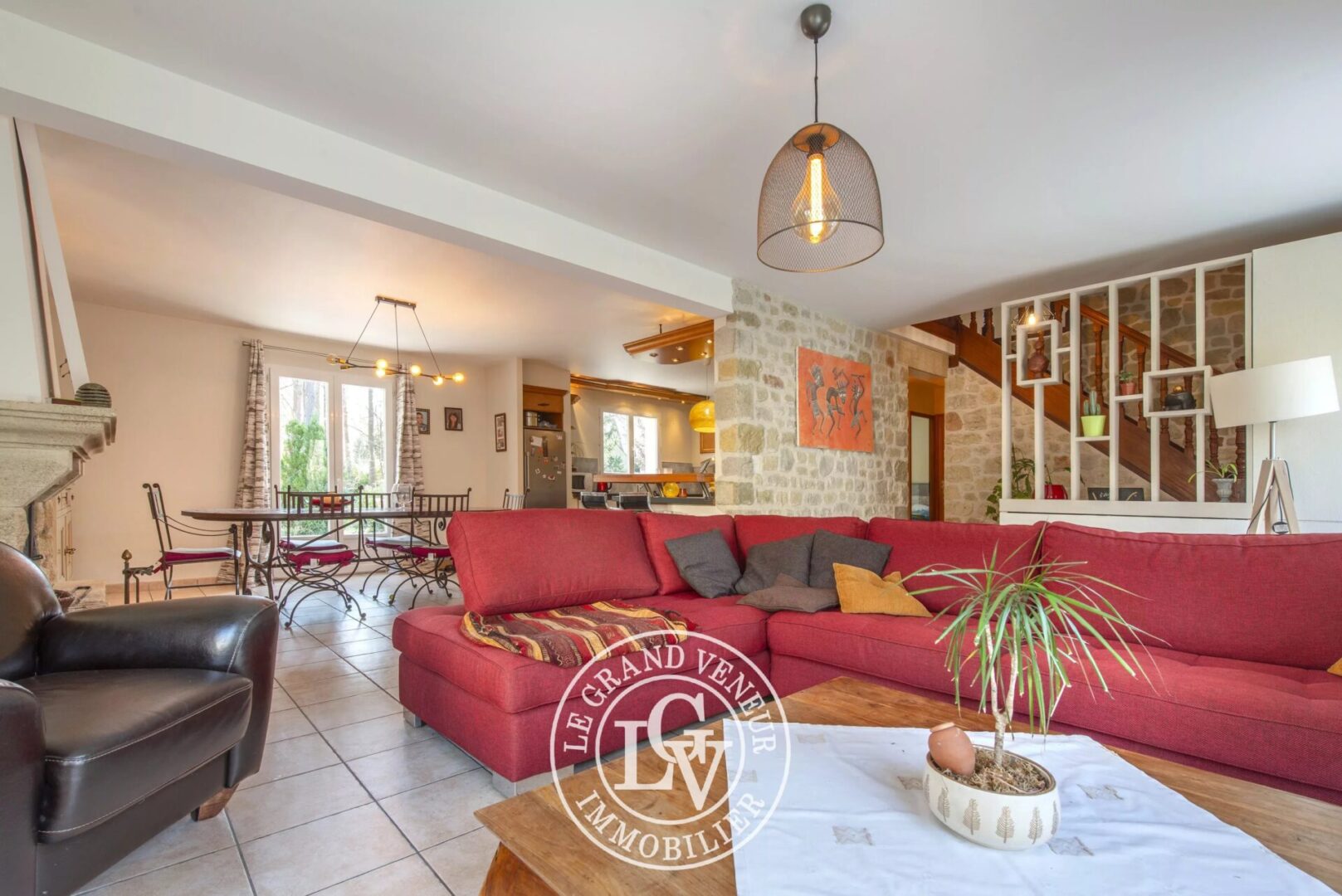 PROCHE BARBIZON – À ARBONNE LA FORÊT – MAISON FAMILIALE DE 5 CHAMBRES + DÉPENDANCE 3 PIÈCES SUR TERRAIN DE CARACTÈRE DE 3455M²