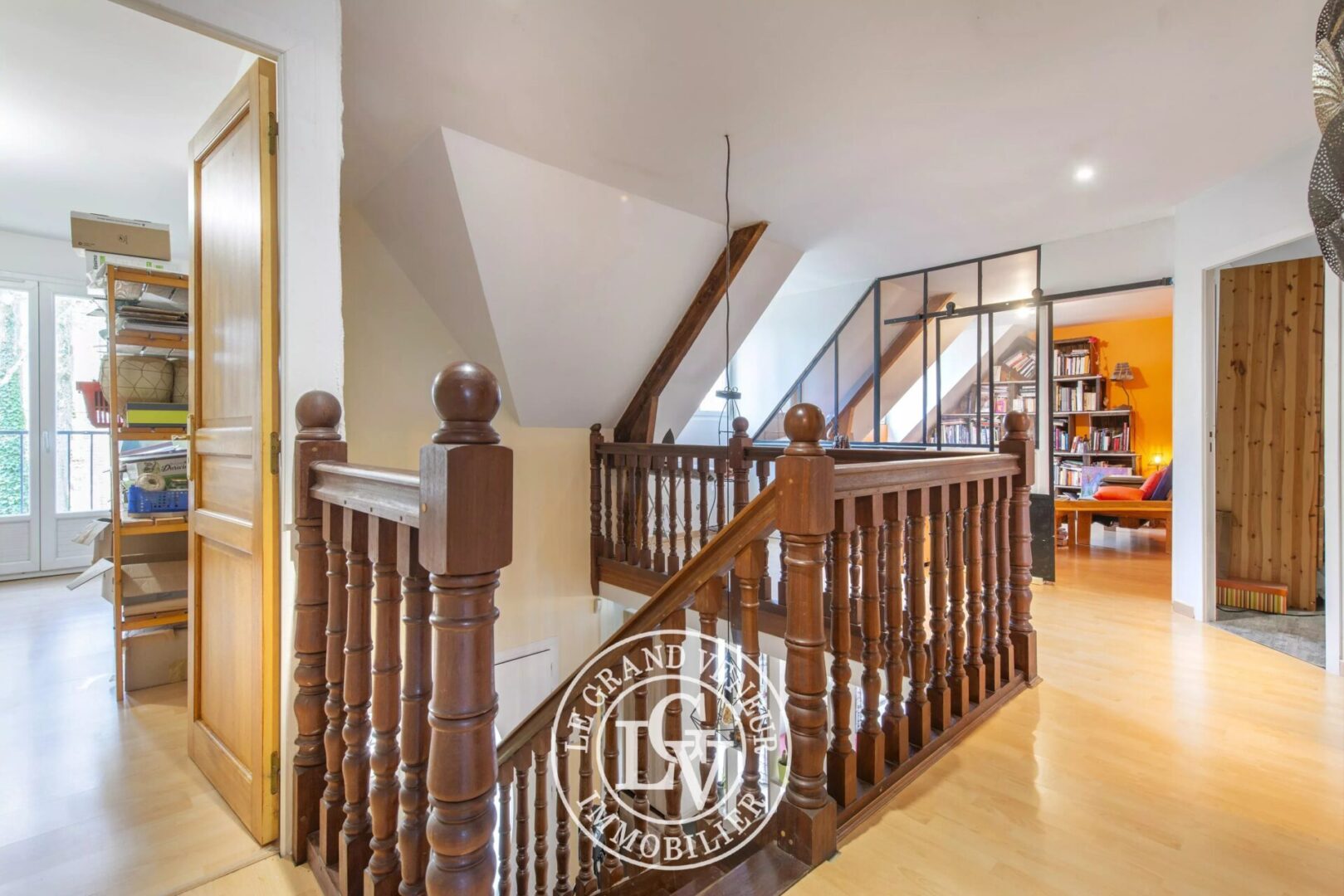 PROCHE BARBIZON – À ARBONNE LA FORÊT – MAISON FAMILIALE DE 5 CHAMBRES + DÉPENDANCE 3 PIÈCES SUR TERRAIN DE CARACTÈRE DE 3455M²