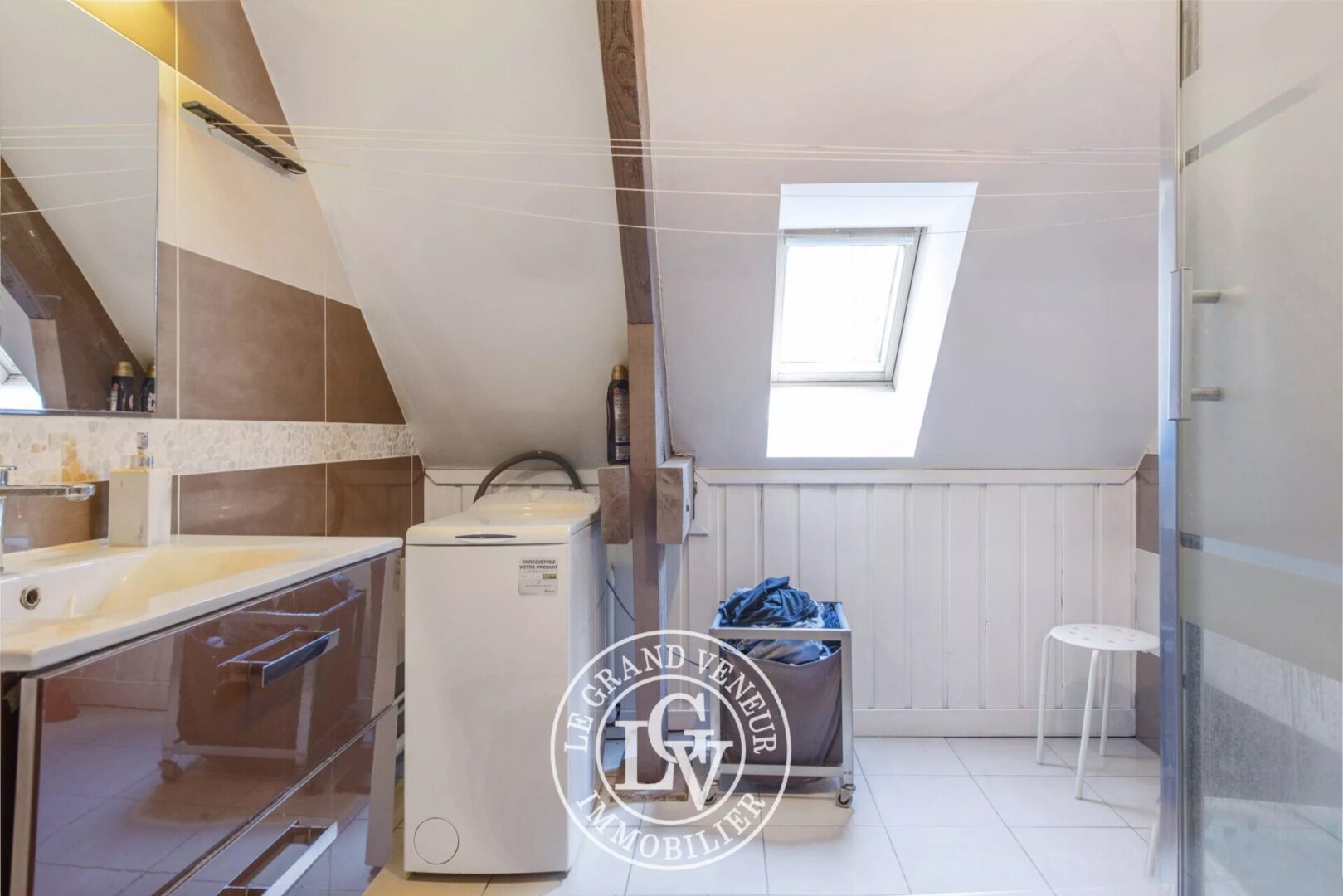 PROCHE BARBIZON – À ARBONNE LA FORÊT – MAISON FAMILIALE DE 5 CHAMBRES + DÉPENDANCE 3 PIÈCES SUR TERRAIN DE CARACTÈRE DE 3455M²