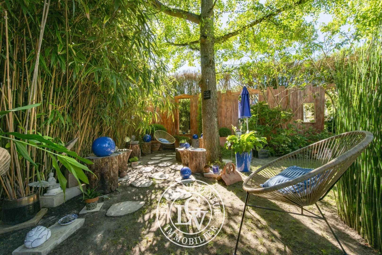 4 MIN DE BARBIZON – À PERTHES-EN-GÂTINAIS – AUTHENTIQUE PROPRIÉTÉ TRADITIONNELLE RÉNOVÉE DE 5 CHAMBRES ET DÉPENDANCE- PISCINE- JARDIN CLOS ET PAYSAGER