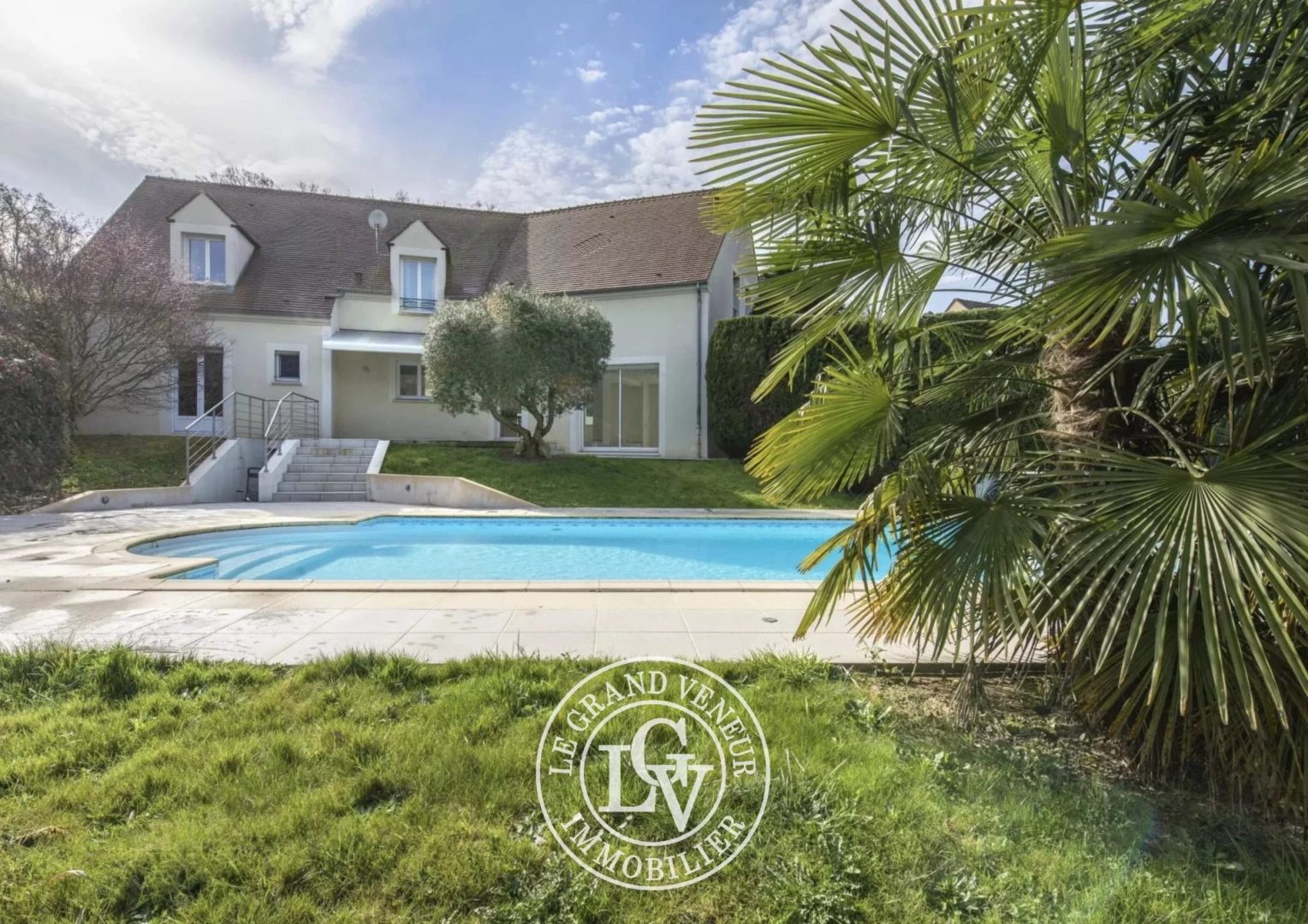 À 4KM DE NEMOURS- À ORMESSON – VILLA CONTEMPORAINE DE 260M² – 6 CHAMBRES – SOUS SOL TOTAL – PISCINE ET JARDIN PAYSAGER DE 3947M²