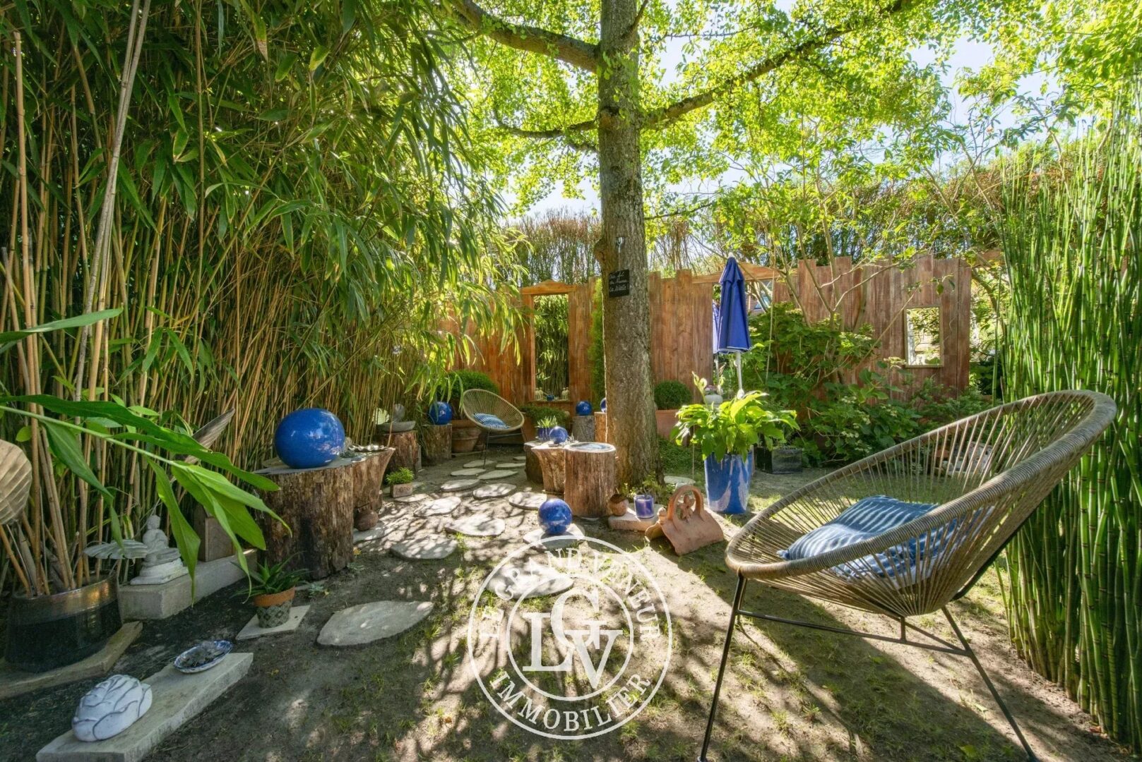 4 MIN DE BARBIZON – À PERTHES-EN-GÂTINAIS – AUTHENTIQUE PROPRIÉTÉ TRADITIONNELLE RÉNOVÉE DE 5 CHAMBRES ET DÉPENDANCE- PISCINE- JARDIN CLOS ET PAYSAGER