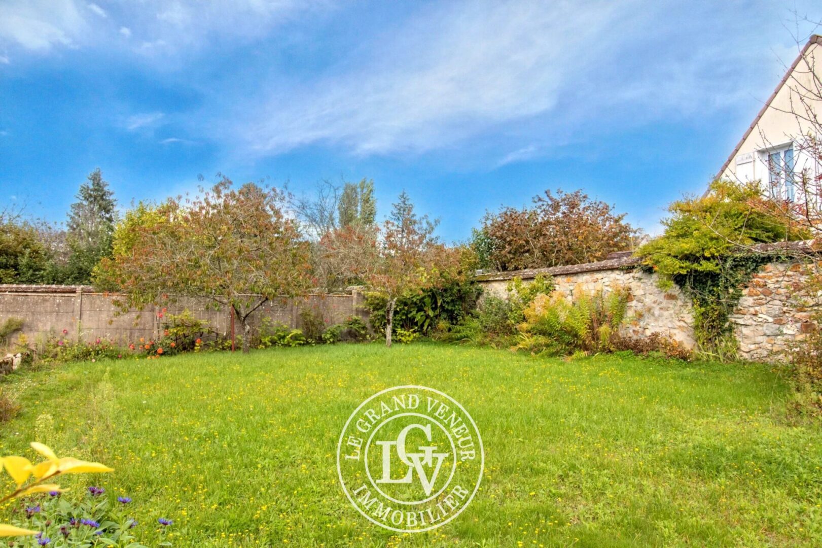 BEAU TERRAIN CONSTRUCTIBLE