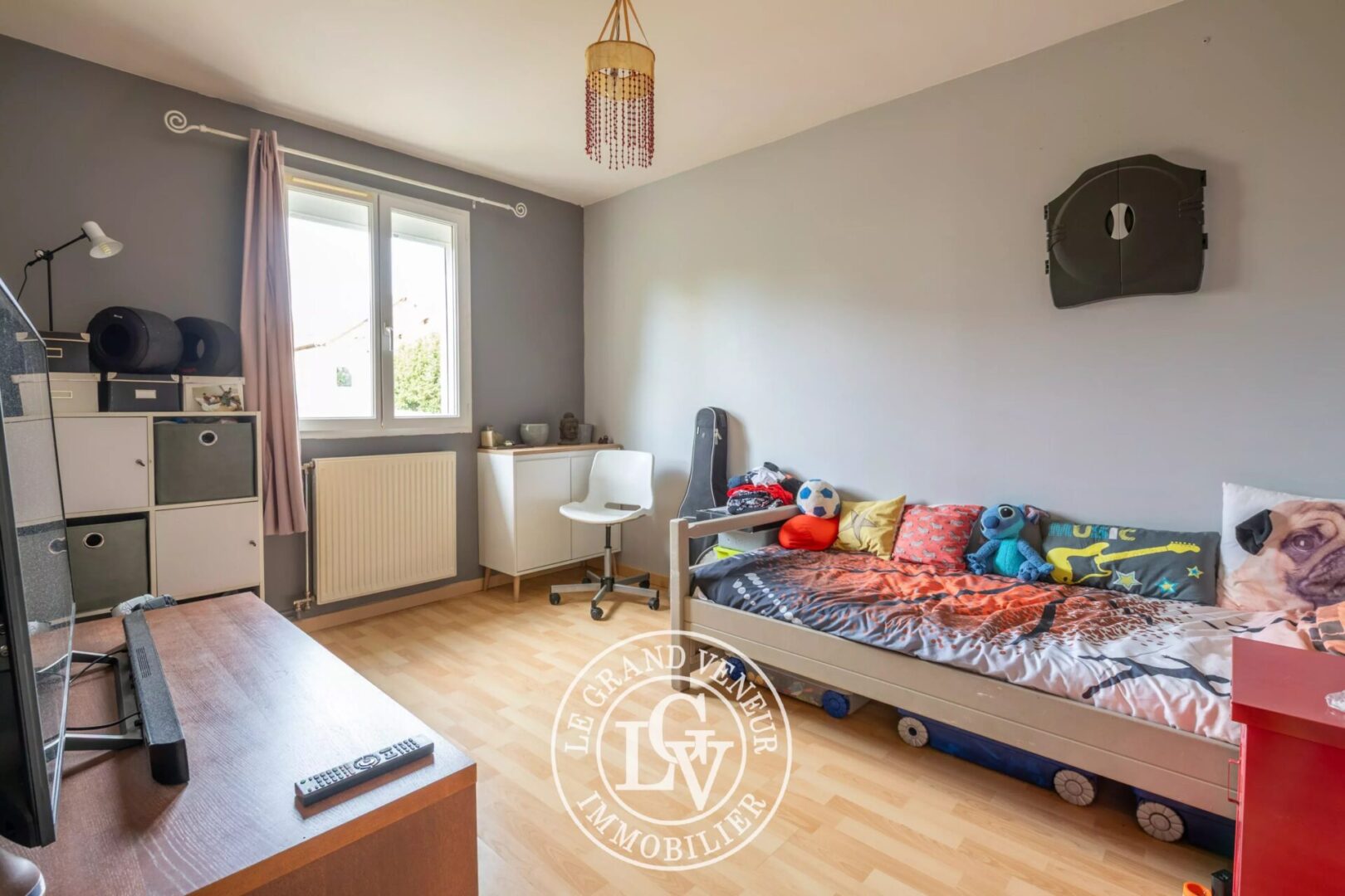 PROCHE FONTAINEBLEAU – THOMERY – MAISON FAMILIALE DE 180 M²  – ENVIRONNEMENT CALME ET RECHERCHÉ