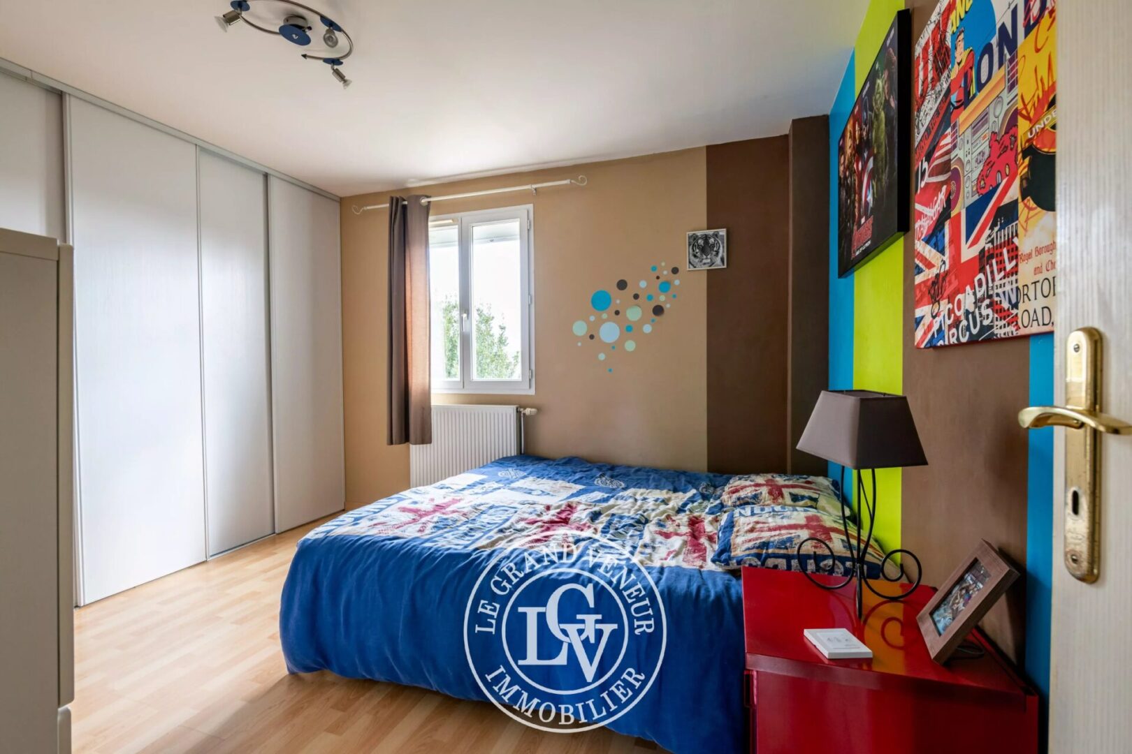 PROCHE FONTAINEBLEAU – THOMERY – MAISON FAMILIALE DE 180 M²  – ENVIRONNEMENT CALME ET RECHERCHÉ