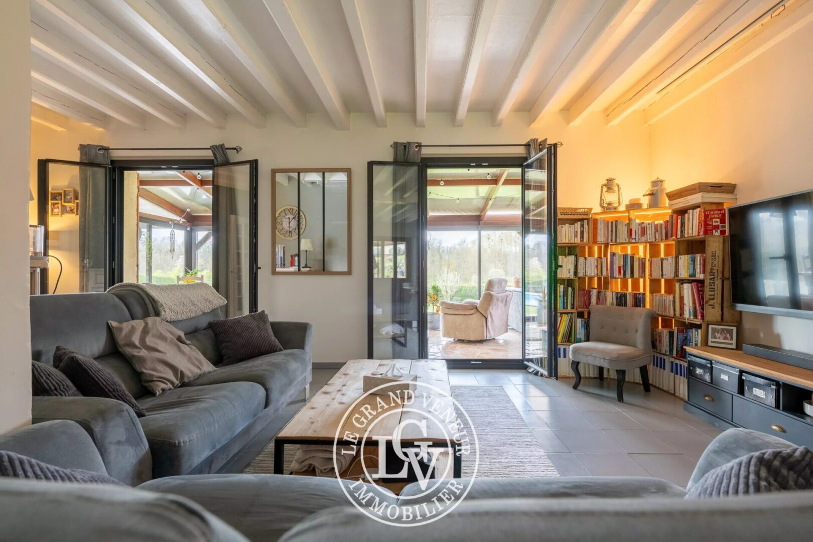 30 MIN SUD FONTAINEBLEAU – PALEY – MAISON DE CHARME DE 150 M² AVEC PISCINE SUR 3500 M² DE TERRAIN AU CALME ABSOLU