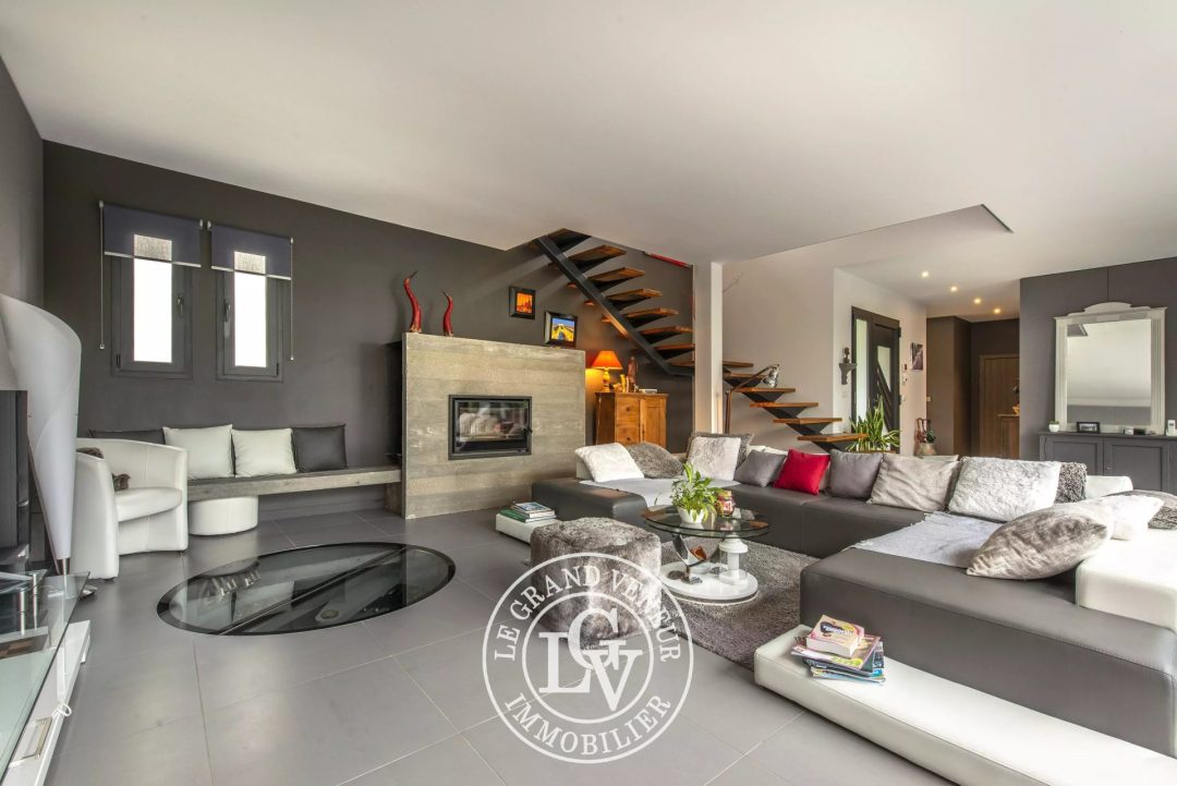 [ VENDU ] Superbe villa contemporaine