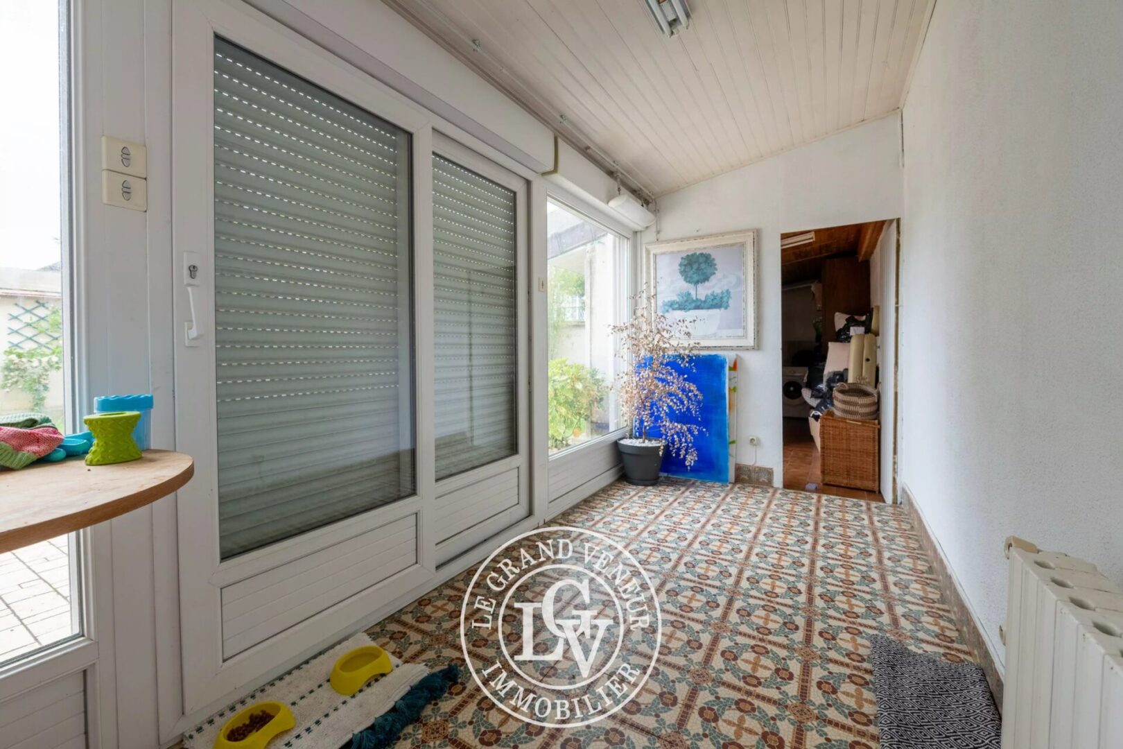 AVON – A PROXIMITÉ DE LA FORÊT – MAISON FAMILIALE DE 118M2 AVEC DÉPENDANCE