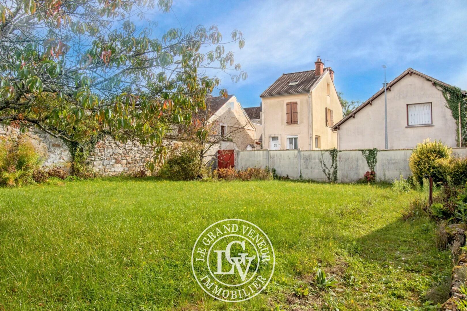 BEAU TERRAIN CONSTRUCTIBLE