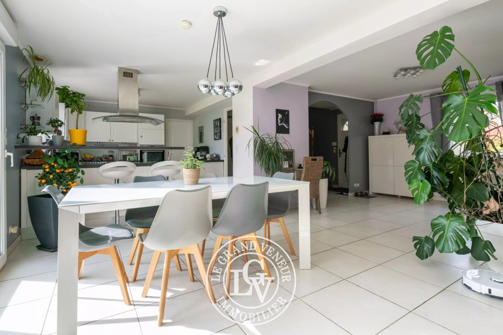 PROCHE FONTAINEBLEAU – THOMERY – MAISON FAMILIALE DE 180 M²  – ENVIRONNEMENT CALME ET RECHERCHÉ