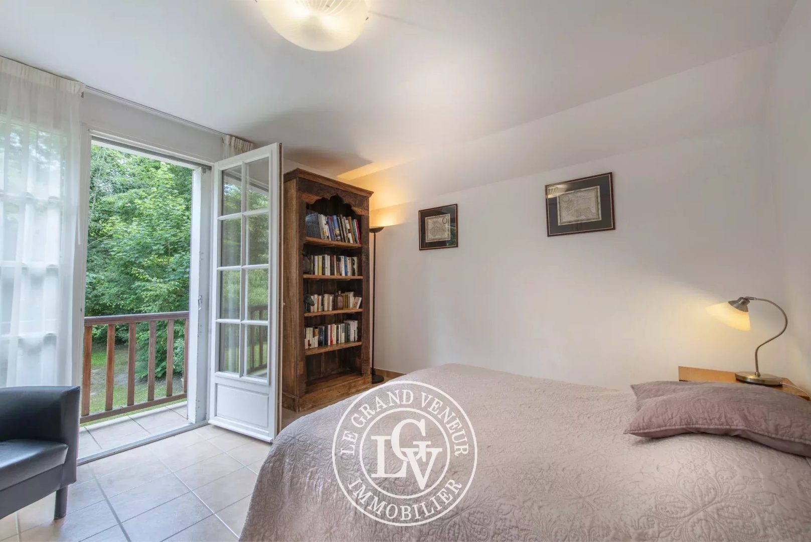 BOIS-LE-ROI – MAISON DE COLIVING / PROJET LOCATIF – 7 SUITES AVEC SALLES DE BAINS PRIVATIVES DANS UN DOMAINE PRIVÉ