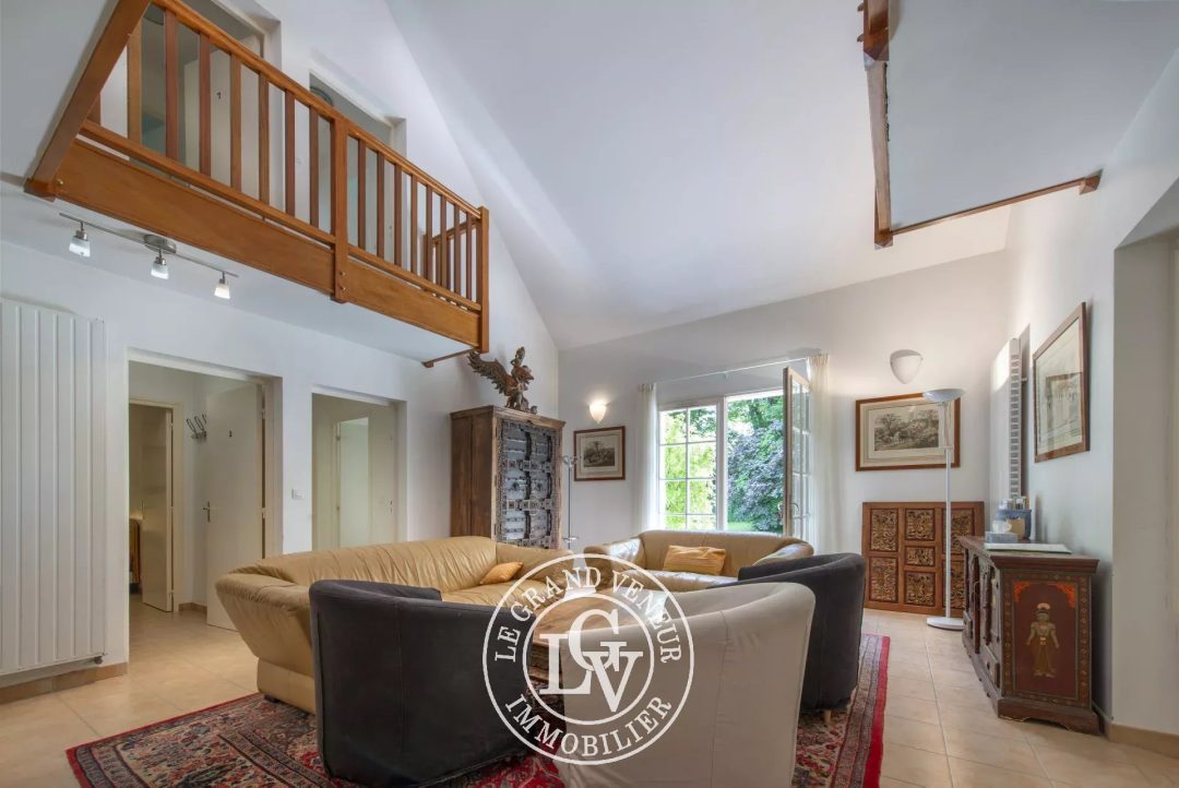 BOIS-LE-ROI – MAISON DE COLIVING / PROJET LOCATIF – 7 SUITES AVEC SALLES DE BAINS PRIVATIVES DANS UN DOMAINE PRIVÉ