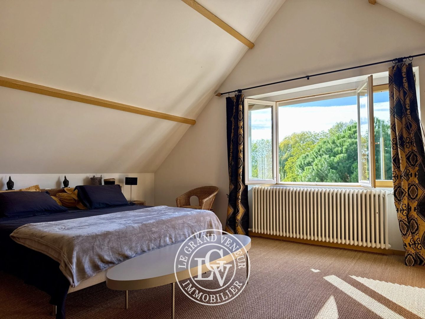 FONTAINE-LE-PORT – MAISON DE CHARME DE 176 M² AVEC DÉPENDANCE ET TERRAIN DE 2 005 M²