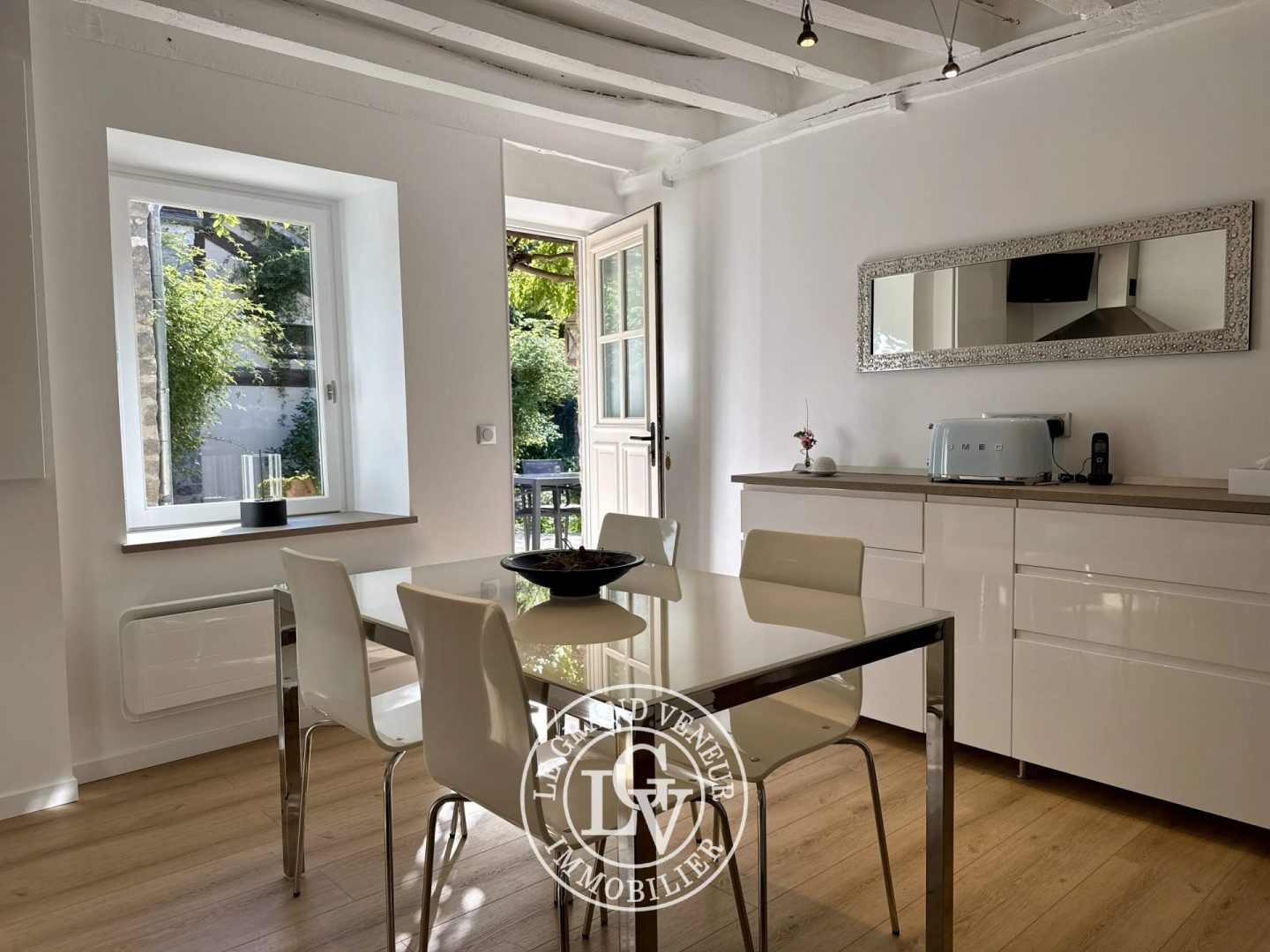 FONTAINE-LE-PORT – MAISON DE CHARME DE 176 M² AVEC DÉPENDANCE ET TERRAIN DE 2 005 M²